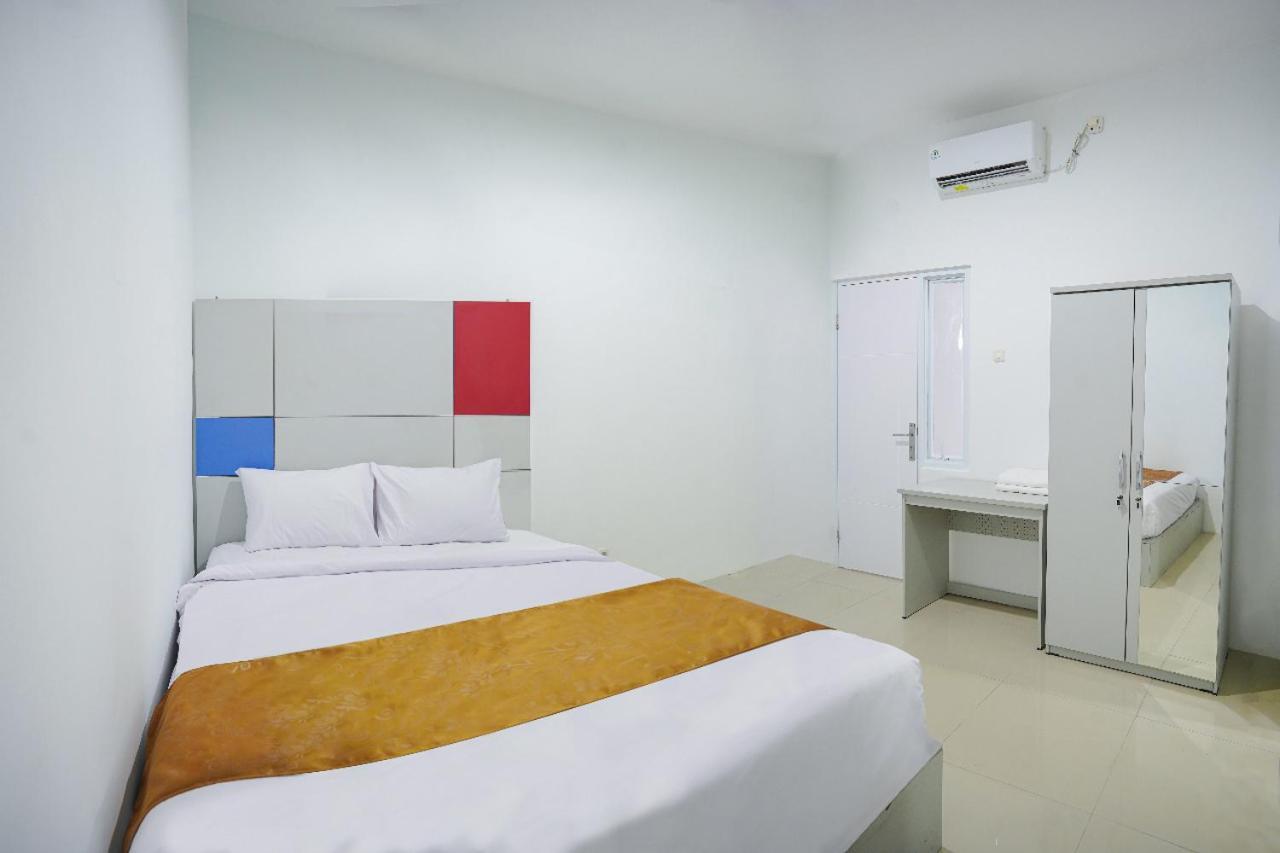 Ndalem Kraton Hotel 诗都阿佐 外观 照片